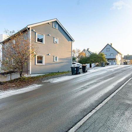 Luxury Apartement Close To City Centre With Free Parking Tromsø Exteriör bild