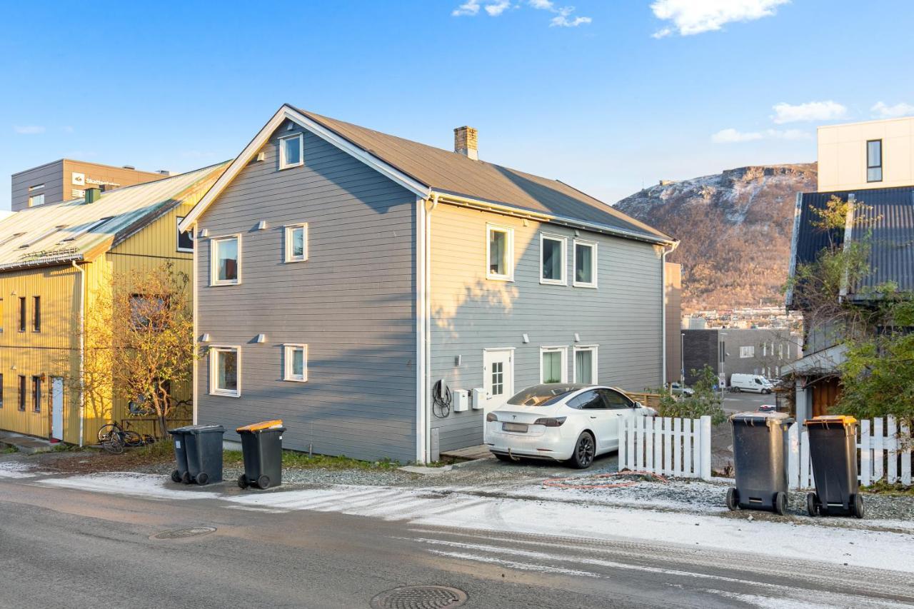Luxury Apartement Close To City Centre With Free Parking Tromsø Exteriör bild