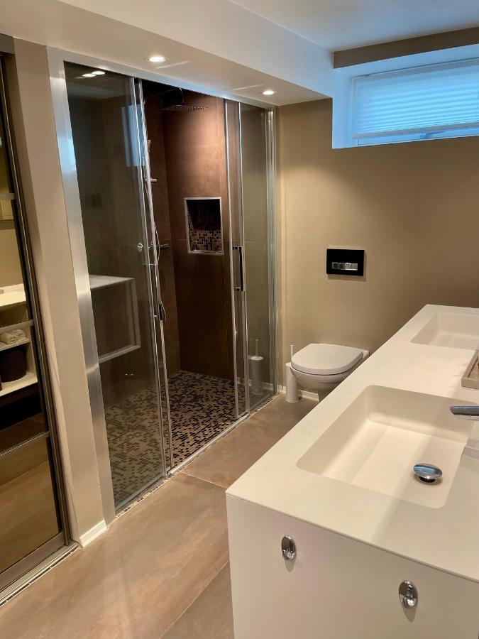 Luxury Apartement Close To City Centre With Free Parking Tromsø Exteriör bild